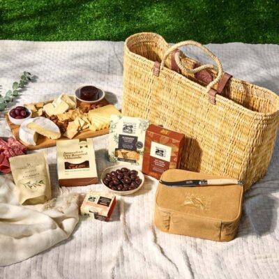 French Market Basket (Large) with Savoury Nibbles