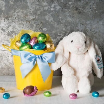 Ear-resistible Bucket