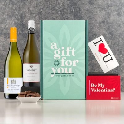 Valentines Duo Wine Hamper - Red  White Sauvignon Blanc  Shiraz