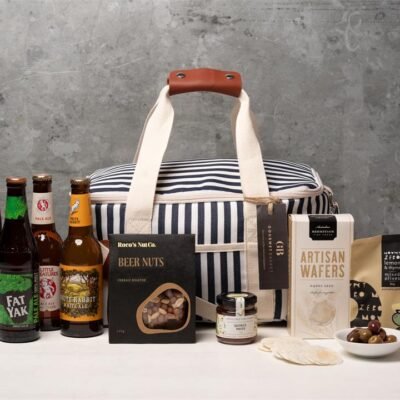 Beers and Nibbles Picnic Hamper