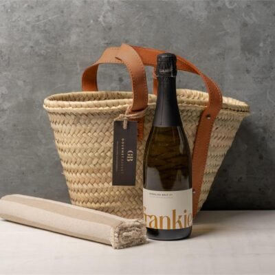 Settlement Sweetheart Hamper